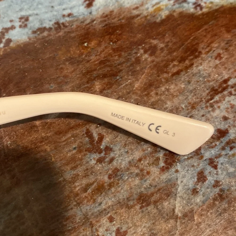 Dior Sunglasses - Picture 7 of 8